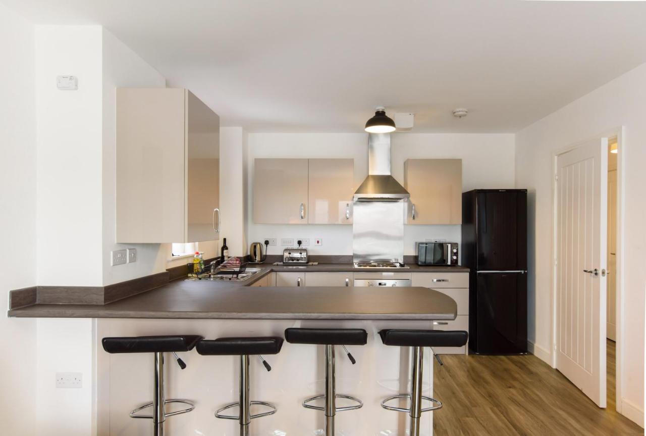 Raphael Retreat Apartment Newport  Bagian luar foto